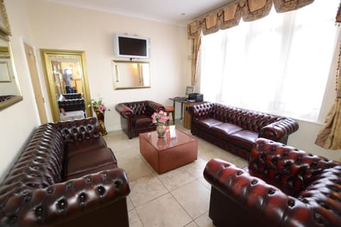 Cranbrook Hotel Vacation rental in Ilford