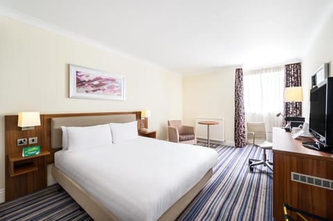 Holiday Inn Leeds-Wakefield M1 Jct40 Vacation rental in Wakefield