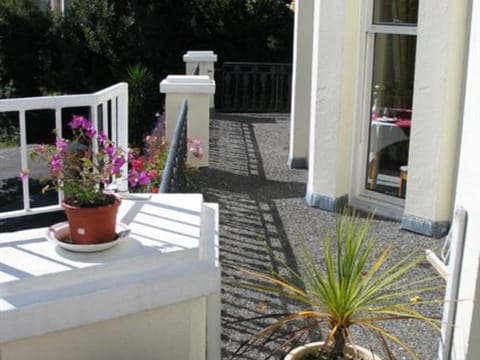 The Iona Bed and Breakfast in Torquay