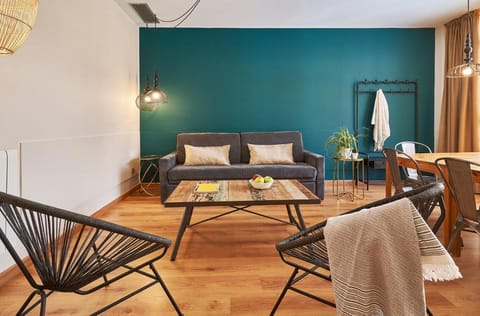 Barcelona Sants Station Apartments Vacation rental in L'Hospitalet de Llobregat