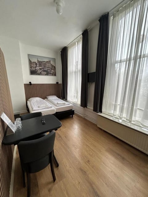 Budget Hotel Hortus Vacation rental in Amsterdam