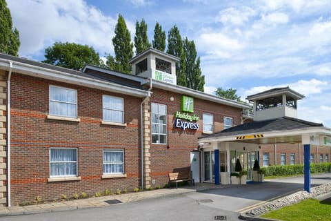 Holiday Inn Express Leeds-East Vacation rental in Leeds