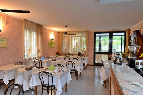 Hotel Fiordaliso Vacation rental in Sirmione