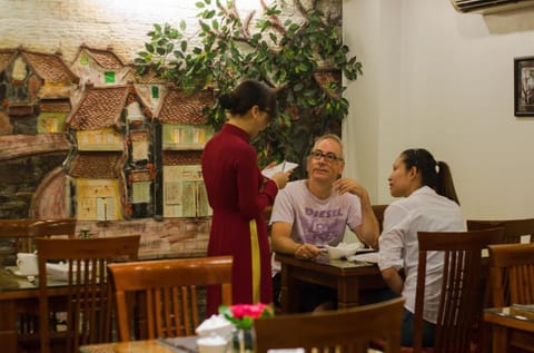 La Storia Ruby Hotel & Travel Hotel in Hanoi