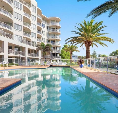 Kirra Beach Apartments Vacation rental in Tweed Heads