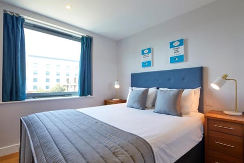 HQ Aparthotel Farnborough Vacation rental in Farnborough