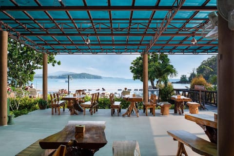 Kaw Kwang Beach Resort - SHA Extra Plus Resort in Sala Dan