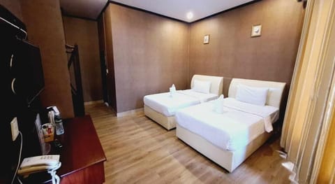 Sinnakhone hotel Vacation rental in Vientiane