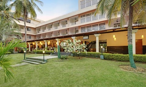 Royal Orchid Resort & Convention Centre, Yelahanka Bangalore Vacation rental in Bengaluru