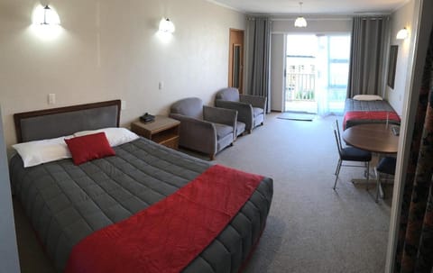 Amber Court Motel Vacation rental in New Plymouth