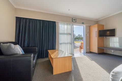 Parklands Motel Vacation rental in Te Anau