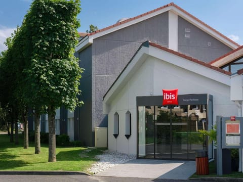 ibis Cergy-Pontoise Le Port Vacation rental in Cergy