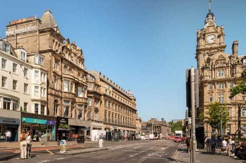 Hotel Indigo - Edinburgh - Princes Street Vacation rental in Edinburgh