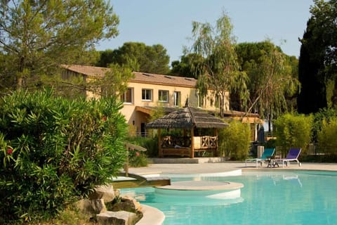 La Villa Vicha, The Originals Relais (Relais du Silence) Vacation rental in Aubais