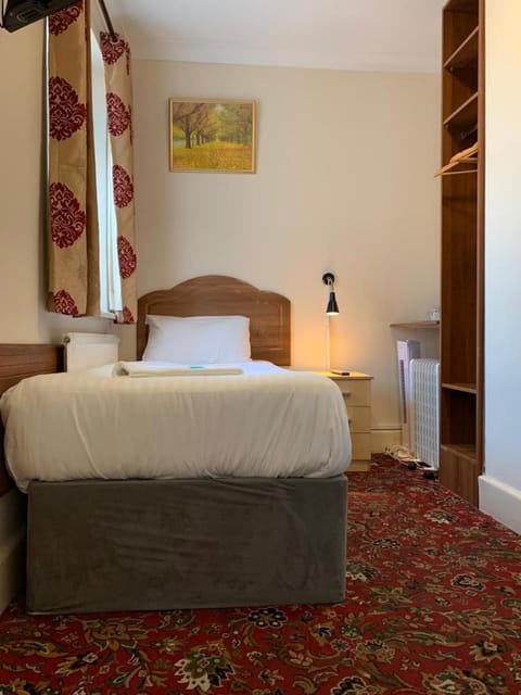 Twickenham Guest House Vacation rental in Twickenham