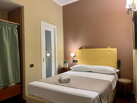 Hotel Suite Ares - Sure Hotel Collection by Best Western Hotel in Naples