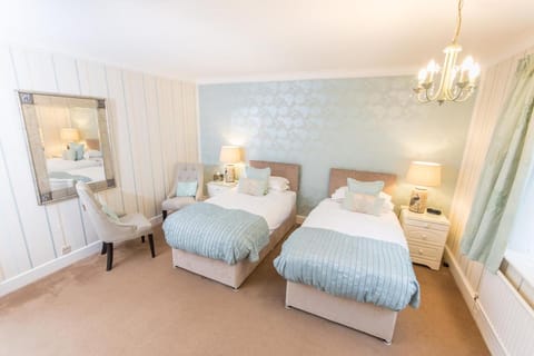 Grovefield Manor Vacation rental in Poole