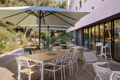 Holiday Inn Marseille Airport Vacation rental in Marignane