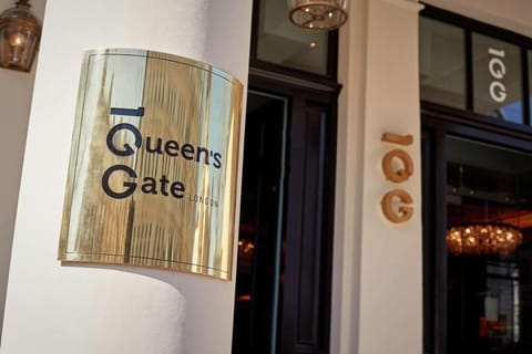 100 Queen's Gate Hotel London, Curio Collection by Hilton Vacation rental in City of Westminster