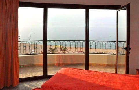 Hotel Haromar Vacation rental in Calella