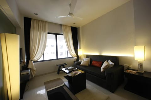 AR Suites Fontana Bay Appartement-Hotel in Pune