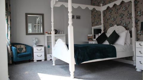 The Whittington & Cat Vacation rental in Hull