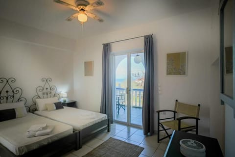 Velendzas Holidays Vacation rental in Alikanas