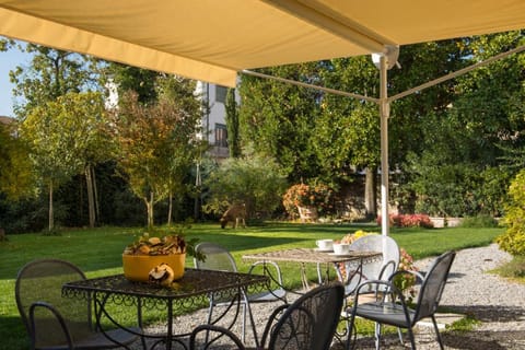 Al Porto Di Lucca B&B Vacation rental in Capannori