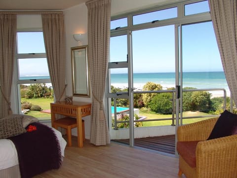 Diaz 15 House on the Bay Vacation rental in Eastern Cape