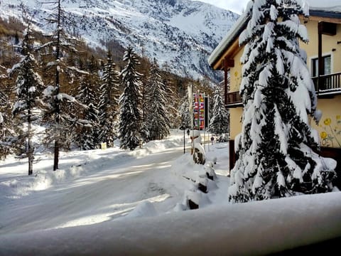 Hotel Boton D'Or & Wellness Vacation rental in La Thuile