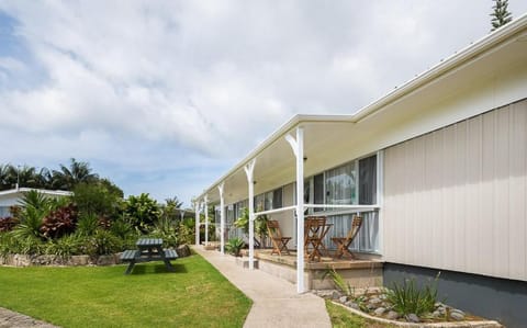 Hibiscus Regal Apartments Condo in Norfolk Island