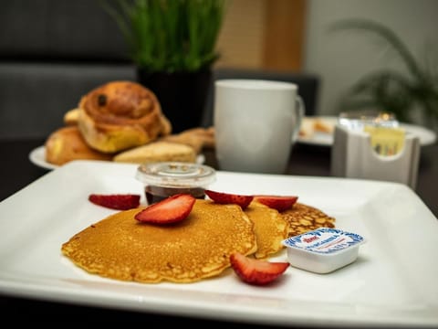 Hotel Mesaluna Near American Consulate Hotel in Ciudad Juarez