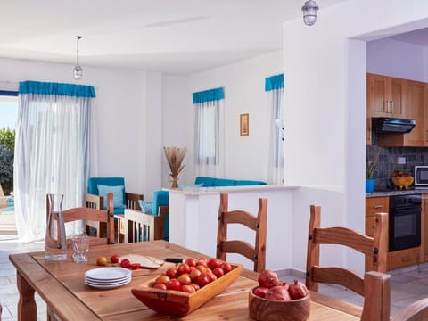 Azzurro Luxury Holiday Villas Vacation rental in Peyia