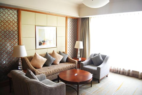 DoubleTree by Hilton Shanghai - Pudong Hotel in Shanghai