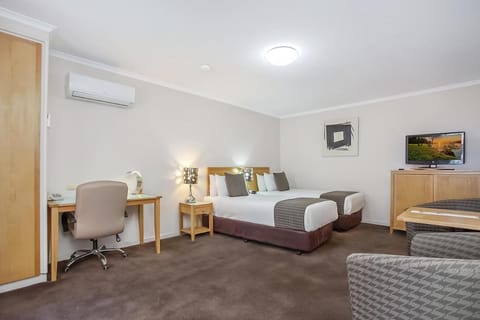 Mid City Motel Warrnambool Vacation rental in Warrnambool