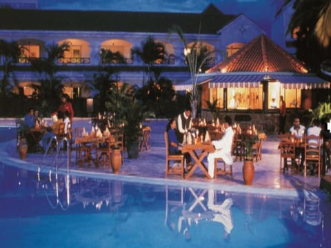 Golden Palms Hotel and Spa Bangalore Resort in Bengaluru