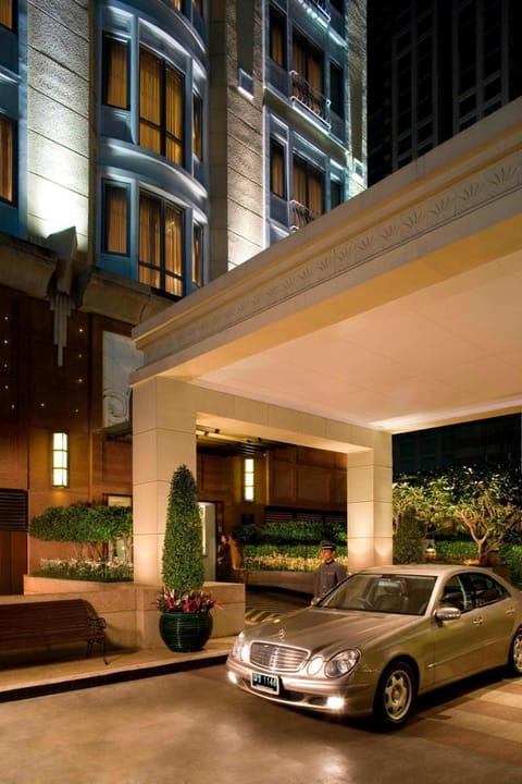 Marriott Executive Apartments Mayfair Bangkok Hotel in Bangkok