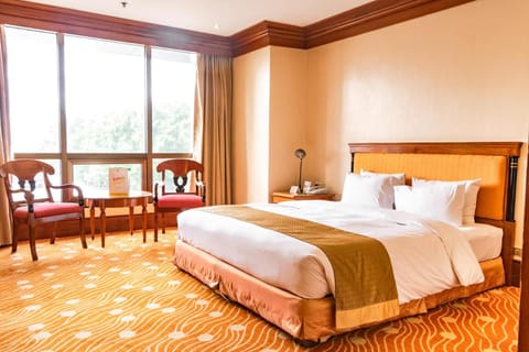 Holiday Inn Manila Galleria, an IHG Hotel - Multiple Use and Staycation Approved Hotel in Mandaluyong