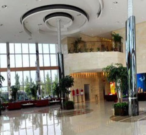 Ramada Plaza Hangzhou Riverside Hotel in Hangzhou