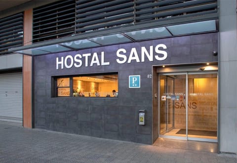 Hostal Sans Chambre d’hôte in L'Hospitalet de Llobregat