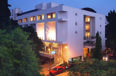 Comfort Inn President Hotel in Ahmedabad