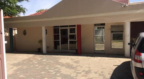 Houghton Guest House Vacation rental in Johannesburg