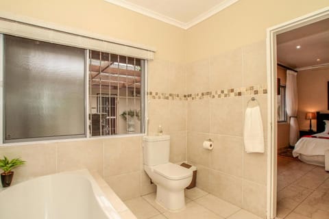 Chartwell Guest House Vacation rental in Umhlanga