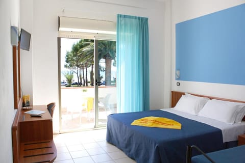 Hotel San Remo - All Inclusive - Fronte Mare - Spiaggia Privata Vacation rental in Abruzzo