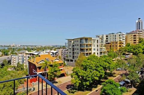 Mountway Holiday Apartments Vacation rental in Perth