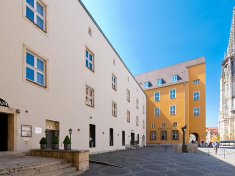 ACHAT Hotel Regensburg Herzog am Dom Vacation rental in Regensburg