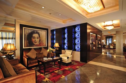 Broadway Mansions Hotel - Bund Hotel in Shanghai