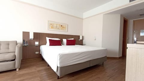 Comfort Suites Londrina Vacation rental in Londrina