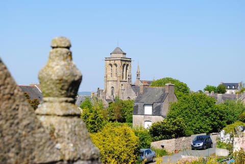 Logis Le Prieuré Vacation rental in Finistere