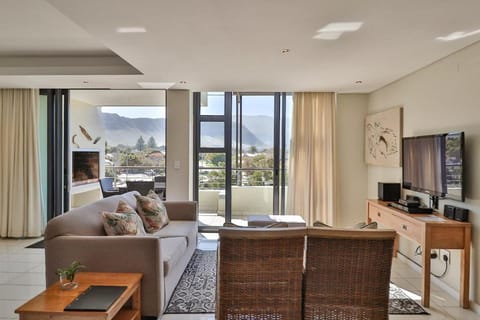 Whale Coast All-Suite-Hotel Vacation rental in Hermanus